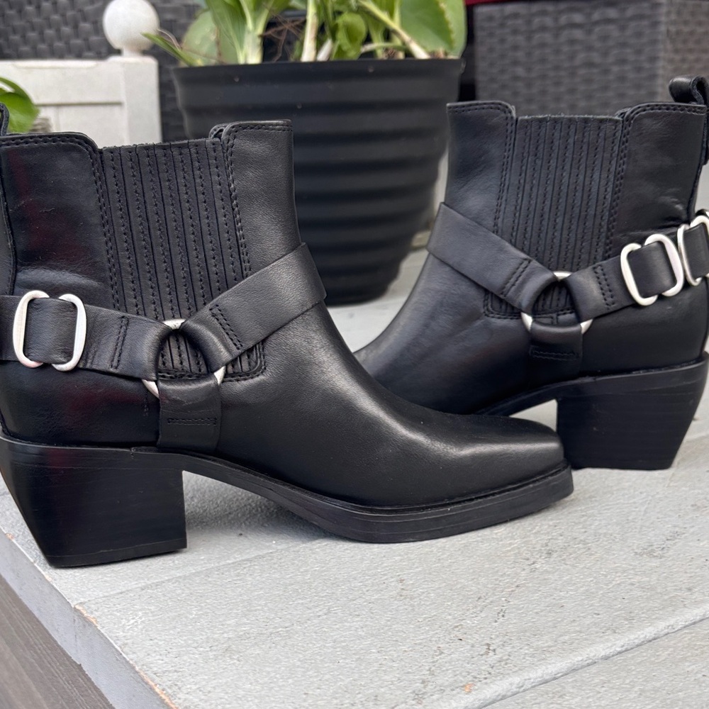 Sam Edelman Black Leather Western Chelsea Boot with Silver Buckle Harness